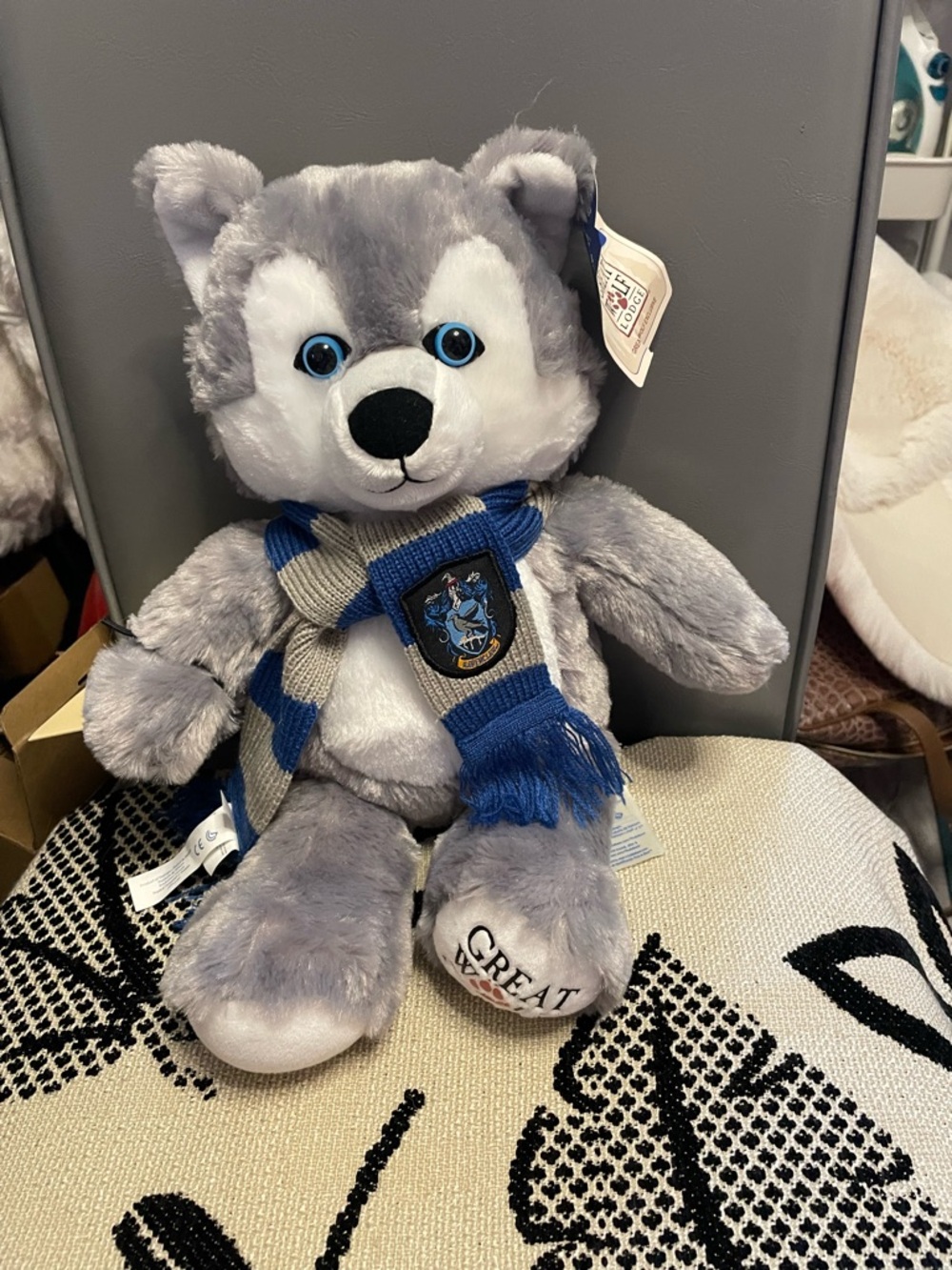 Build-A-Bear Gray and White wolf